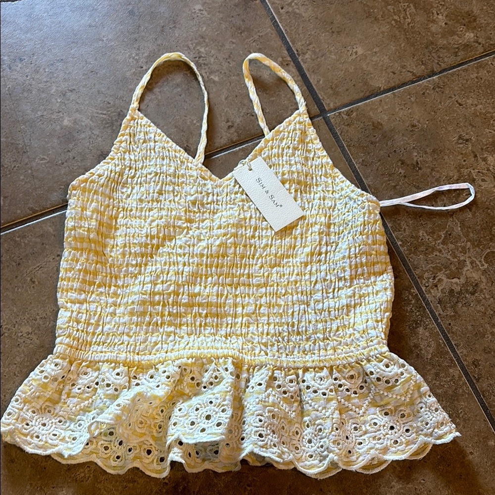 Adorable Yellow Lace Trim Top - Picture 1 of 2